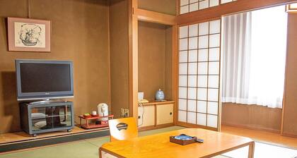 Nonsmoking Enjoy a relaxing stay in a Japanesestyle room with 8 tatami mats room only Large c / Echizen Fukui