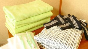 Hair dryer, towels - Japanese style room available for 4 persons / Kitaazumi-gun Nagano (Kitaazumi-gun)