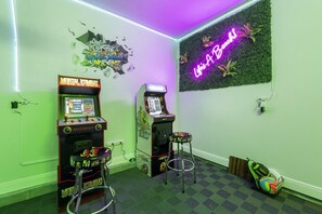 Spielezimmer
