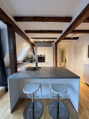 Ludwigshome: Im Zentrum mit Balkon Smarttv