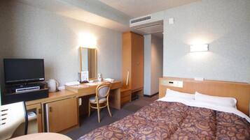 1 bedroom, desk, iron/ironing board, free WiFi