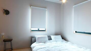 2 bedrooms, desk, free WiFi, bed sheets