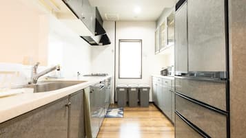 Fridge, microwave, stovetop, toaster