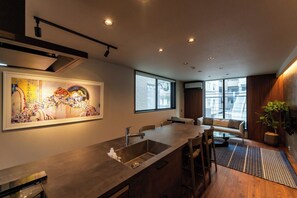 Interior - Open Sale Flower Base Fuji  Luxurious rental o / Fukuoka Fukuoka (Fukuoka)