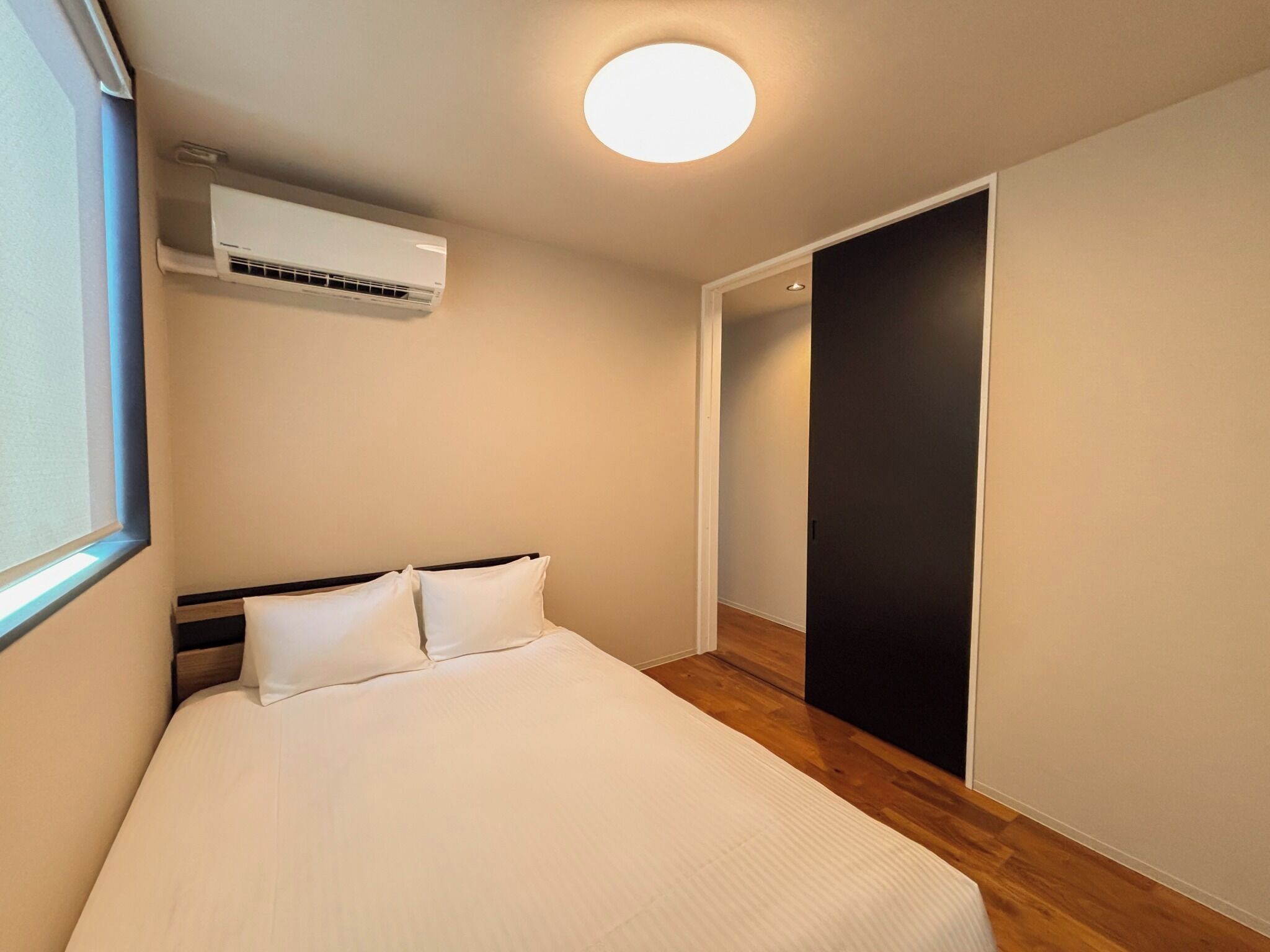 3 slaapkamers, een bureau, gratis wifi, beddengoed