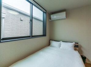 3 slaapkamers, een bureau, gratis wifi, beddengoed