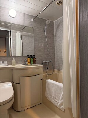 Hårtork och handdukar