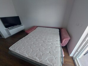 1 Schlafzimmer, kostenloses WLAN, Bettwäsche, Rollstuhlgeeignet