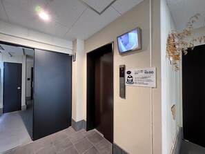 Interior - 602 - 602 / Osaka Ōsaka (Osaka)