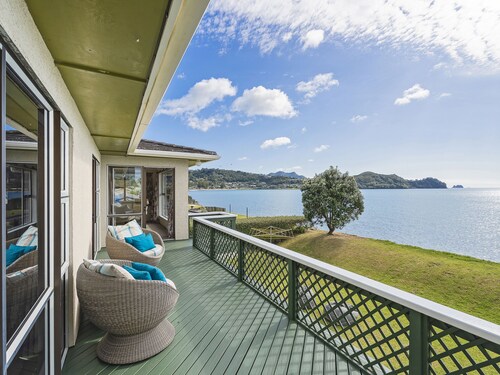 Buffalo Hill - Whitianga Holiday Home