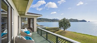 Buffalo Hill - Whitianga Holiday Home