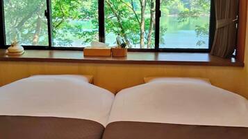 3 quartos, escrivaninha, Wi-Fi de cortesia, roupa de cama