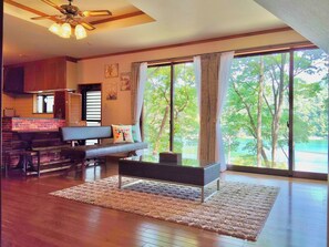 Interior - A luxurious location with a panoramic view of the  / Kofu Yamanashi (Kofu)
