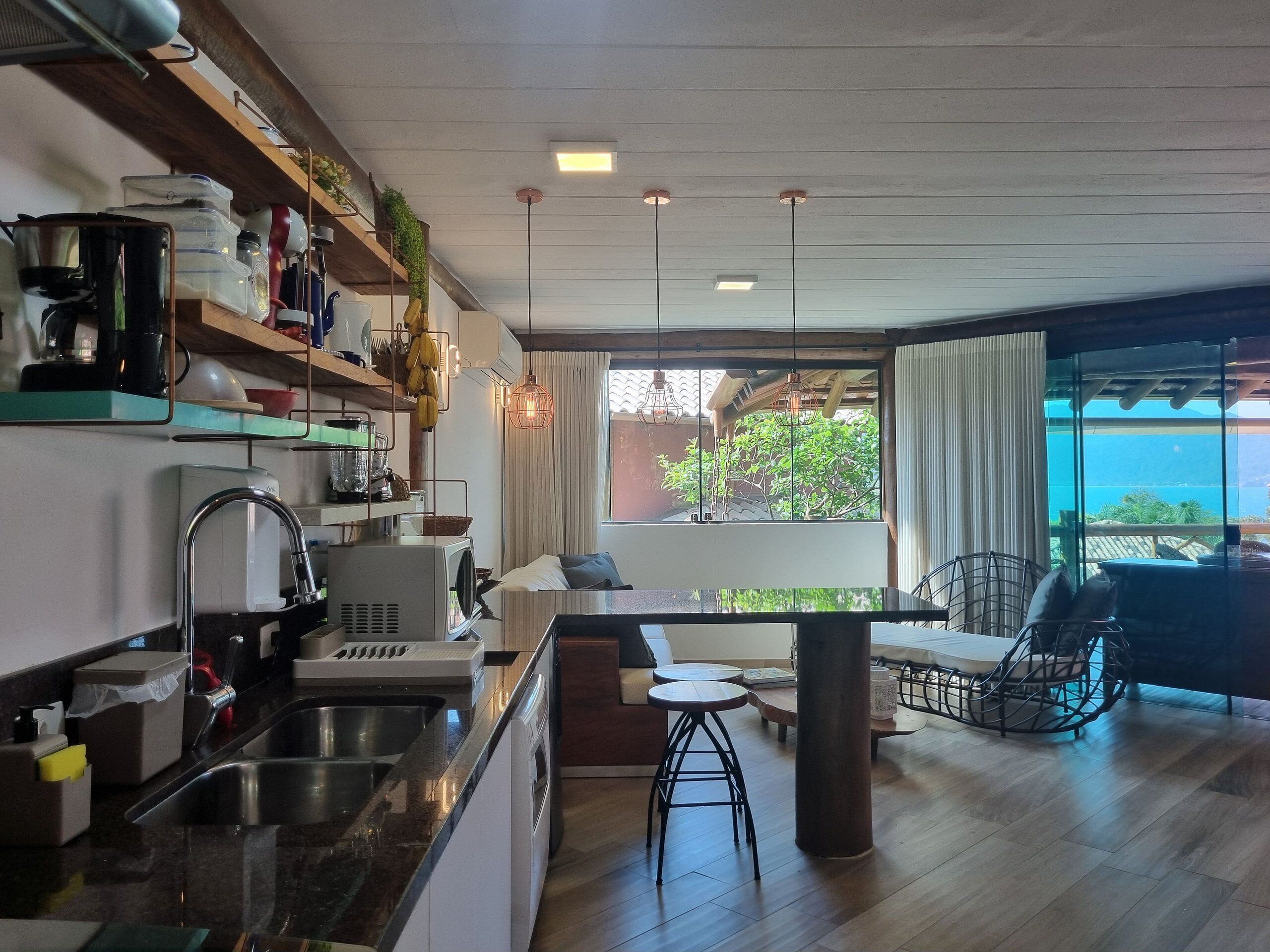 Quang cảnh nhìn từ nơi lưu trú