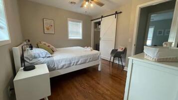 4 soveværelser, strygejern/strygebræt, gratis Wi-Fi, sengetøj