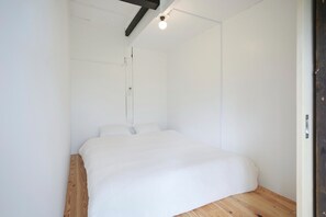 3 habitaciones, escritorio, wifi gratis y ropa de cama 