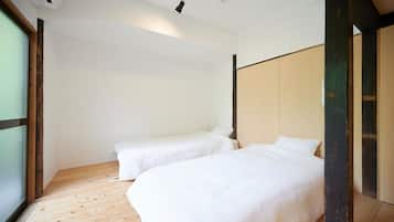 3 bedrooms, desk, free WiFi, bed sheets