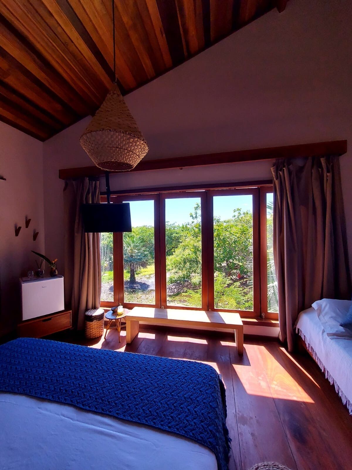 Superior Suite | 1 bedroom, premium bedding, pillowtop beds, minibar