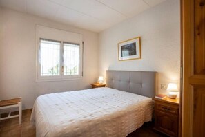 3 makuuhuonetta, internet, vuodevaatteet