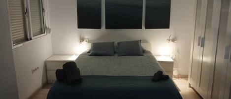 1 bedroom, iron/ironing board, bed sheets