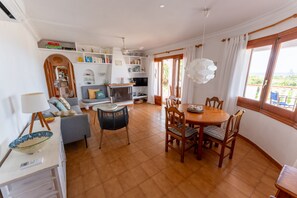 TV - Villa GALERA (Son Bou)