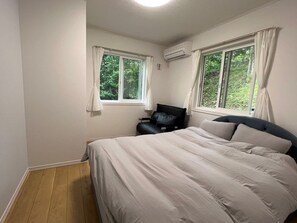 3 camere, una scrivania, Wi-Fi gratuito, lenzuola