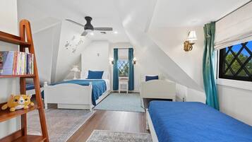 10 bedrooms, desk, iron/ironing board, travel cot