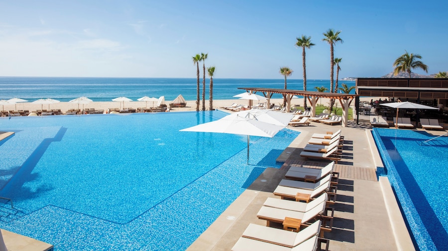 Altitude by Krystal Grand Los Cabos â All Inclusive