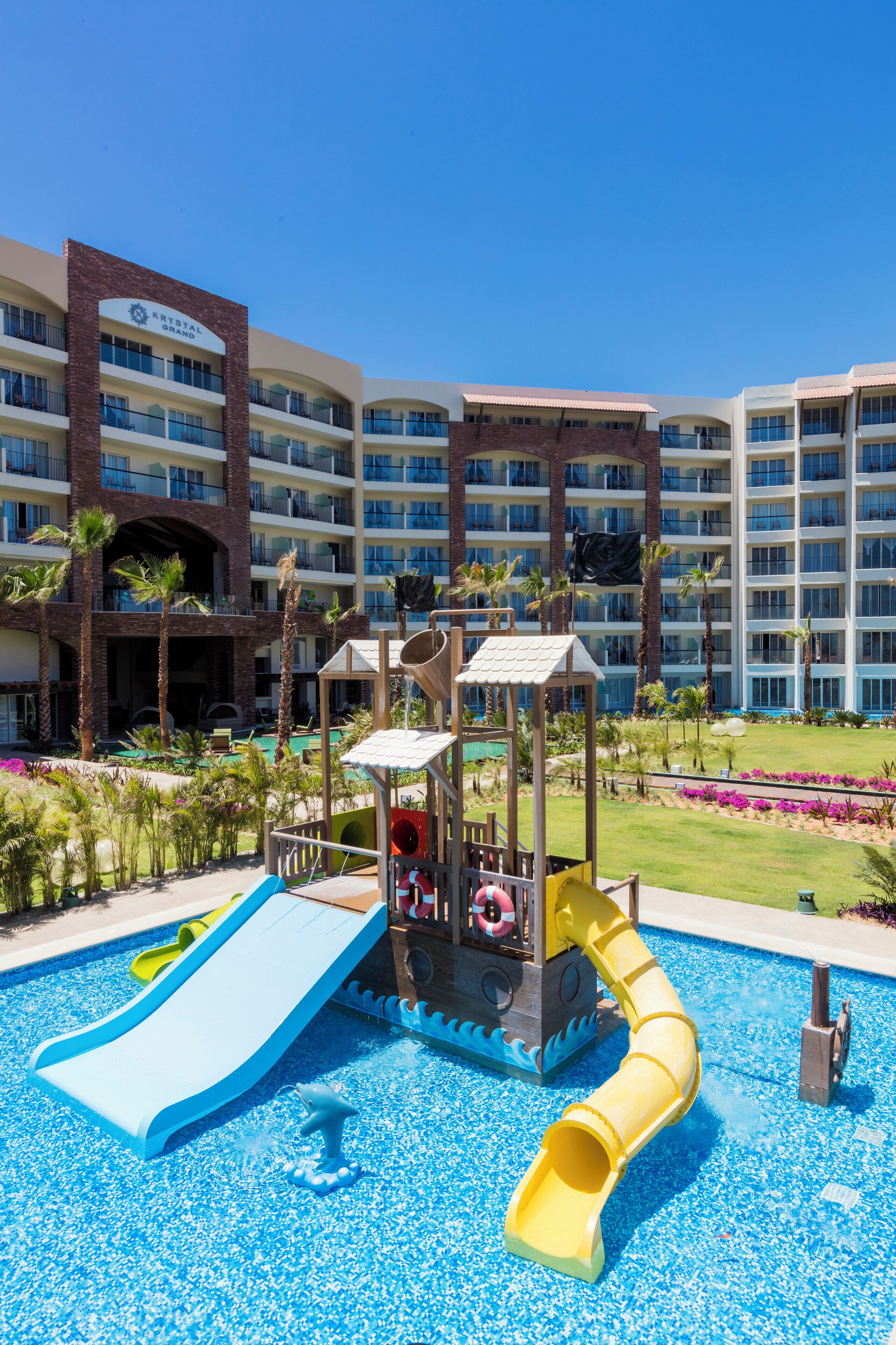 3 utendørsbassenger