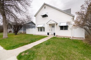 Exterior - 1890 Historic Montana Retreat | Boutique | W & R (Great Falls)