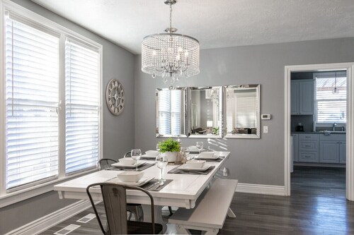 Historic Updated Great Falls Home W/Fire Pit