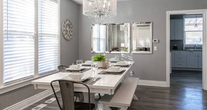 Historic Updated Great Falls Home W/Fire Pit