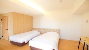 1 chambre, bureau, fer et planche à repasser, Wi-Fi gratuit