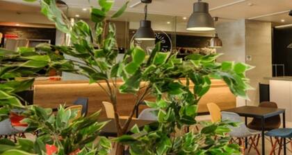 Nonsmoking single room For business trips and te / Hirakata Ōsaka