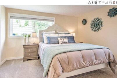 Designer Cottage by Wrecked & Refined | Walk to Downtown & Missouri River