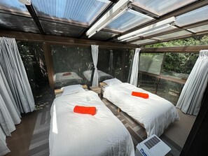 2 bedrooms, desk, free WiFi, bed sheets