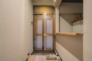 Interior - Kujo Kiyosaki Japanesestyle guesthouse with a maximum capacity of 8 people / Kyoto Kyōto (Kyoto)