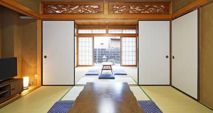 A rental facility for up to 15 people for families clubs corporate training etc with both barb / Tokoname Aichi