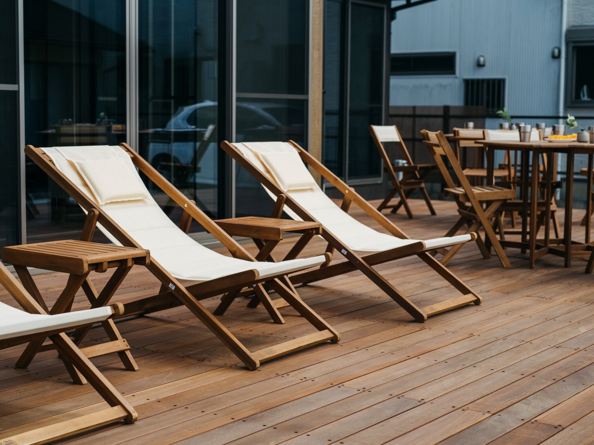 屋外ダイニングエリア