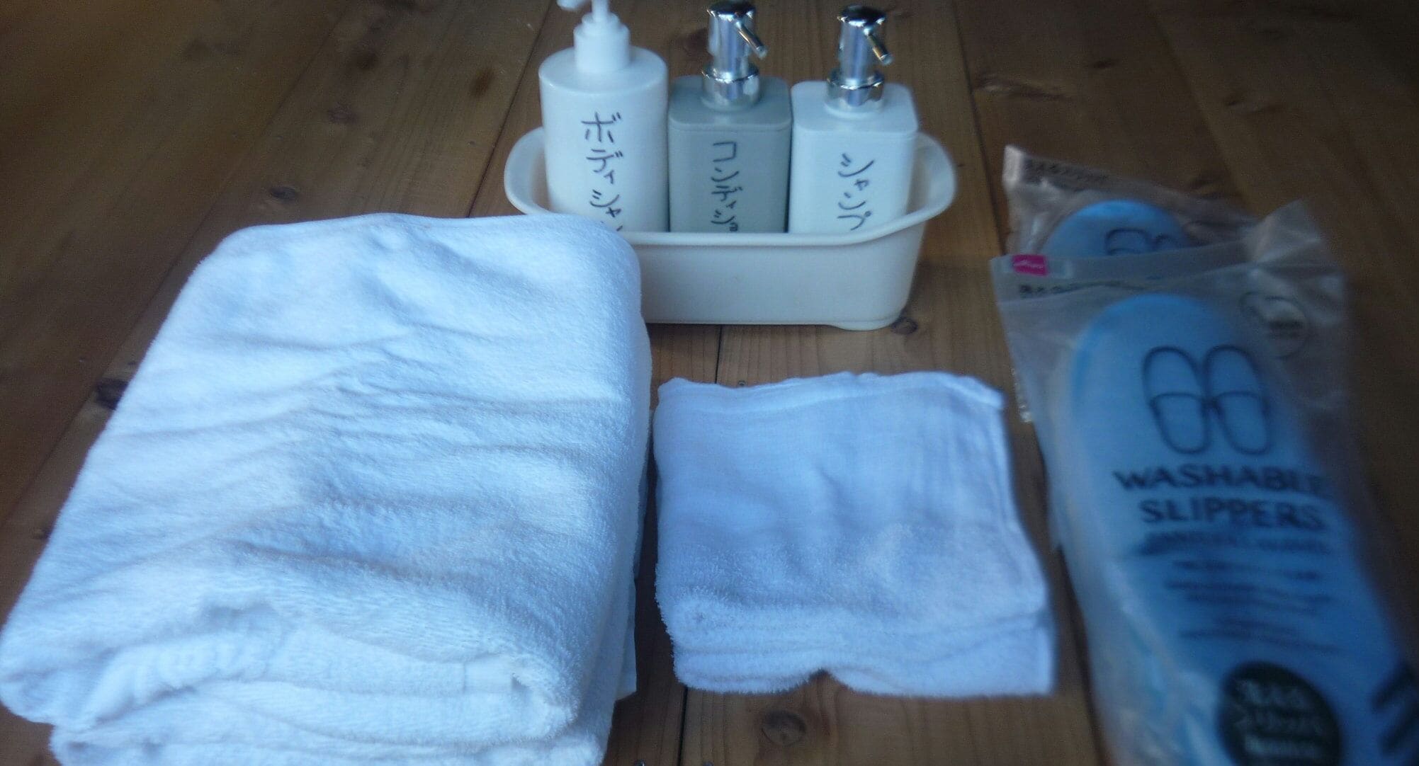 ヘアドライヤー、タオル