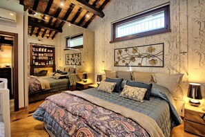 5 habitaciones, cuna de viaje y wifi gratis 