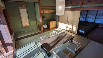 5 quartos, escrivaninha, Wi-Fi de cortesia, roupa de cama