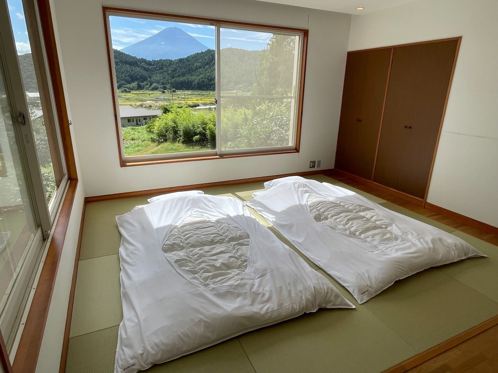 4 Schlafzimmer, Schreibtisch, kostenloses WLAN, Bettwäsche