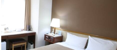 1 sovrum, skrivbord, strykjärn/strykbräda och gratis wi-fi