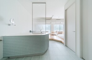 1 室のベッドルーム、デスク、WiFi (無料)、ベッドシーツ