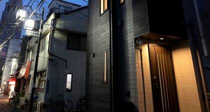 Newly built 3story private city accommodation c - Shinjuku City House / Shibuya-ku Tokyo