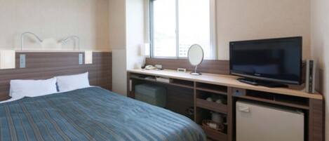 1 chambre, bureau, fer et planche à repasser, Wi-Fi gratuit