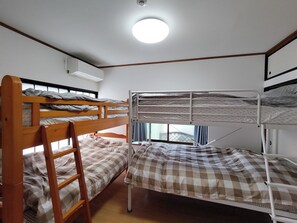 1 bedroom, desk, free WiFi, bed sheets - A relaxing space that can be rented exclusively for one group up to 5 people / Kirishima Kagoshima (Kirishima)