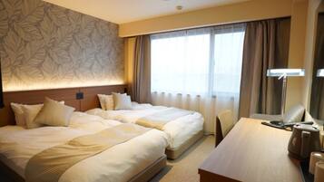 1 bedroom, desk, free WiFi, bed sheets