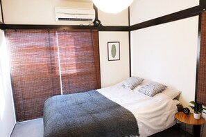 1 quarto, Wi-Fi de cortesia, roupa de cama
